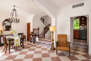 Mangó y Playa | Elegant Villa with Plunge Pool - Image 3