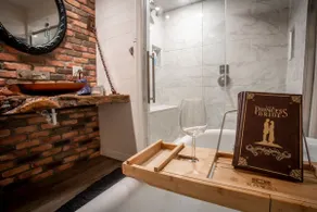 The Hobbit House, Fantasy comes Home! - Image 3