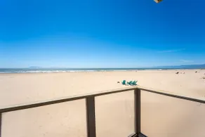 4121O Blue Water Horizon Beach House - Image 4