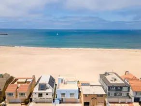 3525O - Big Blue Beauty: 3  BR, 5  BA House in Oxnard, Sleeps 6 - Image 3