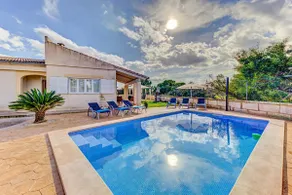 Can Gelaberts by Sealand Villas - Image 2