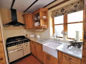 The Coach House (2 bedroom Cottage) - Image 4