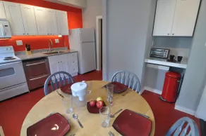 Trinity Park Retreat - Image 5