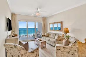 Seawind 505 | Beautiful condo! Amazing location! - Image 2