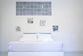 SorrentoVibes - Modern Apartment with Terrace, Swimming Pool&Tennis - Image 5