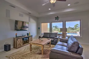 South Padre Paradise w/ Saltwater Pool Near Golf! - Image 4