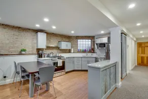 Newly Rehabbed! 2br with Vintage Charm - Image 3