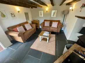 Lilac Cottage (Pets) - Image 4