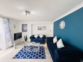 Superior Apartment-Private Bathroom-2 Bed - Image 2