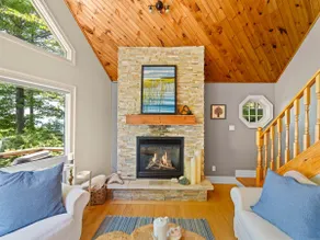 Blue Bluff Beauty - King Bed, Private Lake Access - Image 5