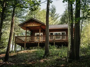 Trillium Cabin-Cabin-Hot Tub-Moon of - Image 1