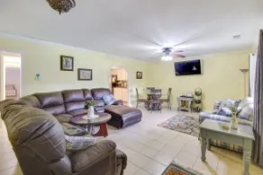 Kingston Home w/ Shared Pool - 23 Mi to LakePoint! - Image 2