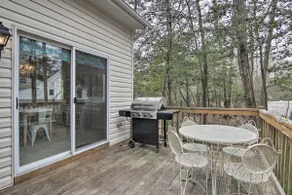 Pool Access, Deck & Grill: Ocean Pines Getaway - Image 2