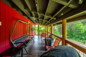 2BR Cabin w/ Hot Tub, Near Leavenworth - Image 3