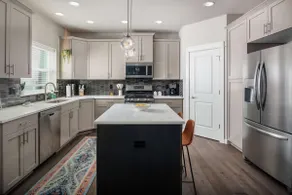 Superb New Construction, Pet Friendly, Hot Tub, Ping Pong, Near TopGolf, Under 15 Miles to Portland - Image 5