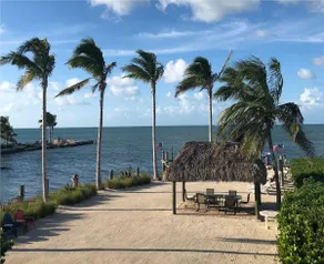( #3)Beautiful 4 Bed 3 Bath Pool Home w Free Dock - Image 5