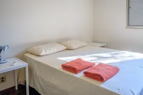 Spacious 2-bedroom Apartment Suite with Air-Conditioning SQ21 - Image 5