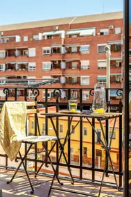 Modern and stylish apartment Espanya Square - Image 2