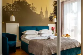 Feniks Stunning 2-bed apartment with 3 terraces - Image 2