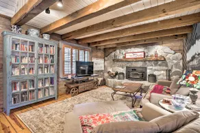 Serene Mableton Cabin - 13 Mi to Downtown Atlanta! - Image 3