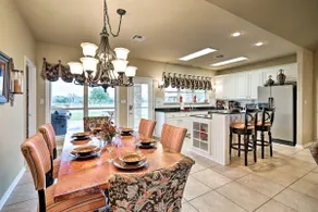 NY! Pet Friendly Flatonia House m / Patio & Yard! - Image 5