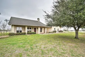 NY! Pet Friendly Flatonia House m / Patio & Yard! - Image 3