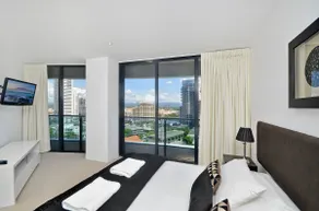 Oracle Resort 2BDR Apt - Ocean Views - Image 4