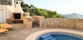 Breizas Villas: Relaxing Escape with Pool and View - Image 4