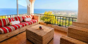 Breizas Villas: Relaxing Escape with Pool and View - Image 2