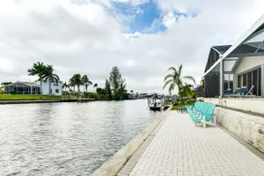«Bikinis & Martinis» - Canalfront Cape Coral Home! - Image 3