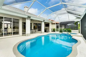 «Bikinis & Martinis» - Canalfront Cape Coral Home! - Image 2