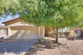 6 Mi to Pinnacle Peak Park: BBQ-Ready Home w/ Yard - Image 3