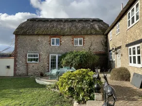 Large 15th C Farmhouse, 4m Lyme Regis, Sleeps 9 - Image 5