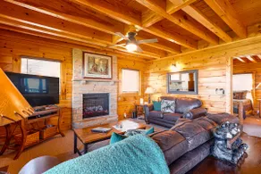 NEW-Chic Cabin w / Fantastic Sunset Views + Deck - Image 5