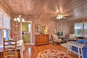Cottage w/ Private Pool - Walk to Lake Wales! - Image 3