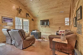 Peaceful Family Cabin on 10 Acres w/ Game Room! - Image 5