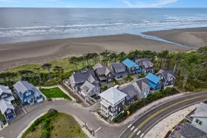 Seabrook's Head in the Clouds, oceanviews! - Image 3