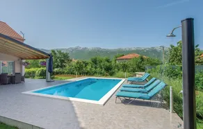 Villa con barbecue, idromassaggio e piscina privata | Vista sulla montagna - Image 5