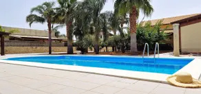 AL049 Villa med privat pool og grill - Image 3