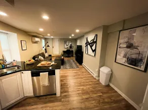 Stylish Cool Springs Apt, King Bed - Image 5