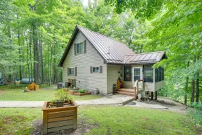 Cozy Cabin on 10 Acres, Walk to Chippewa River! - Image 2