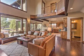 Modern Eagle Crest Escape w/ Patio & 2 Balconies! - Image 4