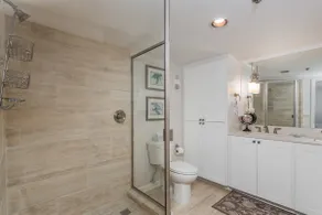 St Simons Family Friendly Beachfront Condominium! - Image 5
