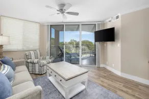 Oceanfront Condo at St. Simons Beach Club! Pool, Tillgång till stranden, Fitnesscenter, Tennis - Image 2