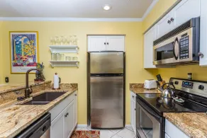 Enjoy Ocean Breeze from your Balcony! Amenities in - Image 2