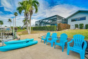 Cape Coral Home moderne avec accès à la piscine, au quai et au golfe - Image 2