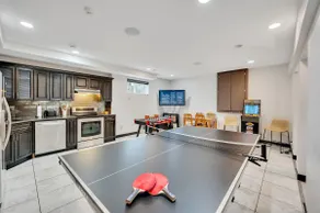 Cove - Huge Estate! King Beds, Games Room & BBQ - Image 4