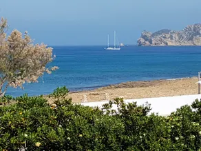 Casa Chelimen - Beautiful beach front house in Cal - Image 2