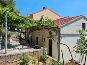Apartments Maruška - Zwei-Schlafzimmer-Apartment mit Balkon und Meerblick - Image 3