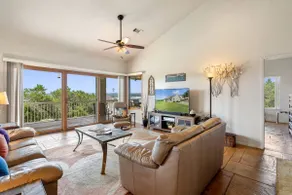 Feed the deer w/Lake Travis views & open Boat Ramp - Image 3